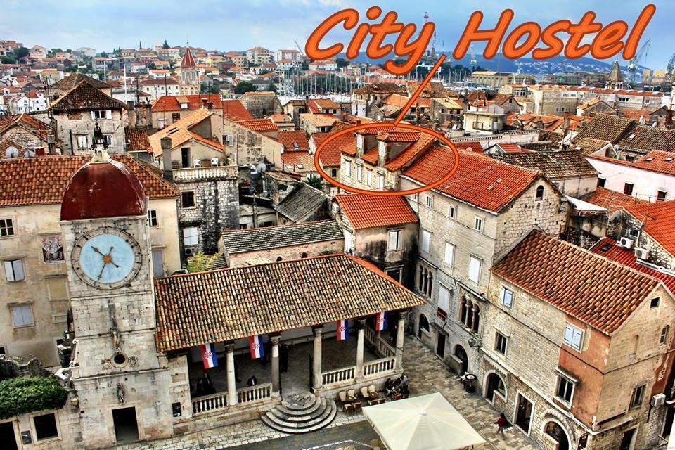 City Hostel Trogir Exterior foto
